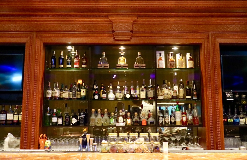 【Rocket Music 音樂火箭餐廳】美味的創意料理,加上動人的Live Band現場演唱,台北聚餐約會的好去處-台北音樂餐廳推薦 - 邦妮2兔