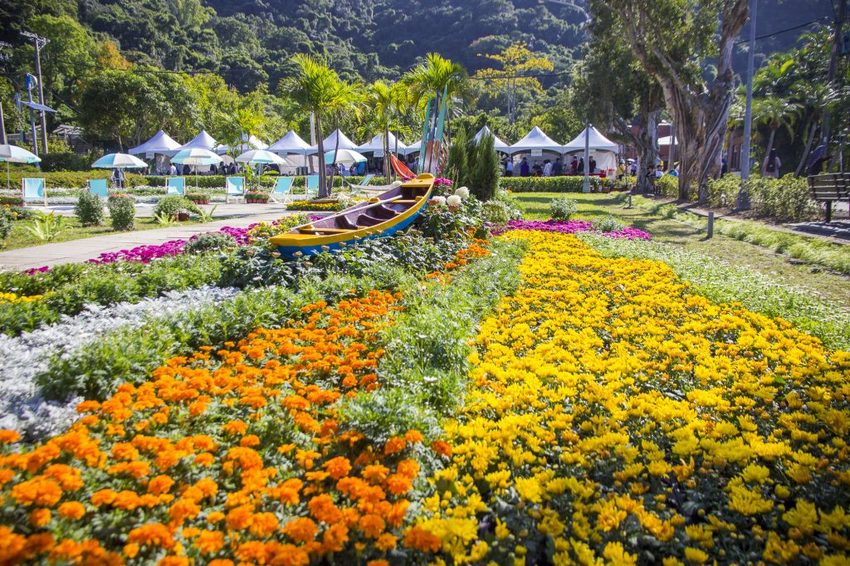 【台北展覽】菊世遨遊／2018士林官邸菊展～跟著變化萬千的菊花一日遊世界