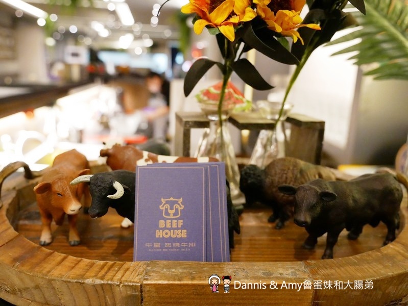 《新竹牛排推薦》牛室炙燒牛排。沙拉x披薩x咖哩飯x炸物小菜 x飲料甜點冰淇淋自助吧吃到飽 ｜情人節聖誕節約會朋友聚餐好去處（影片）