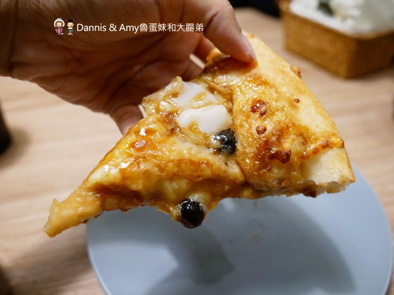 《新竹牛排推薦》牛室炙燒牛排。沙拉x披薩x咖哩飯x炸物小菜 x飲料甜點冰淇淋自助吧吃到飽 ｜情人節聖誕節約會朋友聚餐好去處（影片）