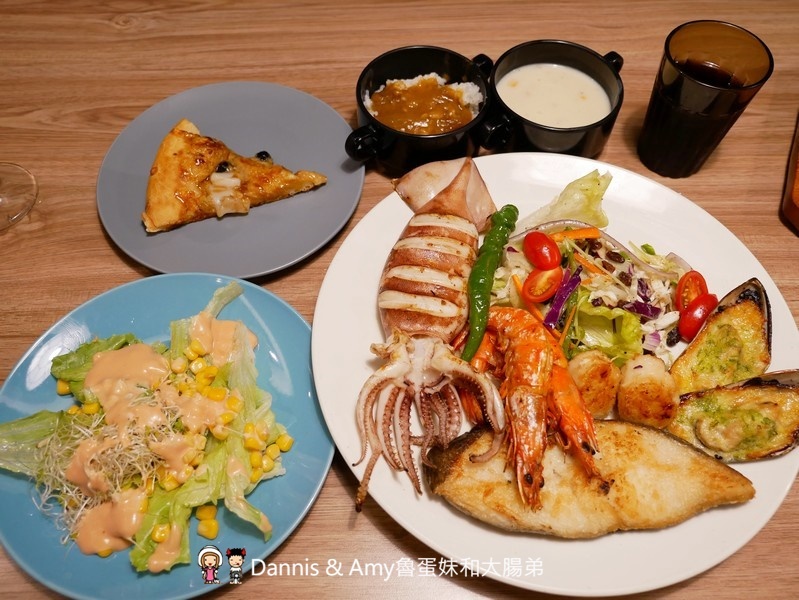 《新竹牛排推薦》牛室炙燒牛排。沙拉x披薩x咖哩飯x炸物小菜 x飲料甜點冰淇淋自助吧吃到飽 ｜情人節聖誕節約會朋友聚餐好去處（影片）