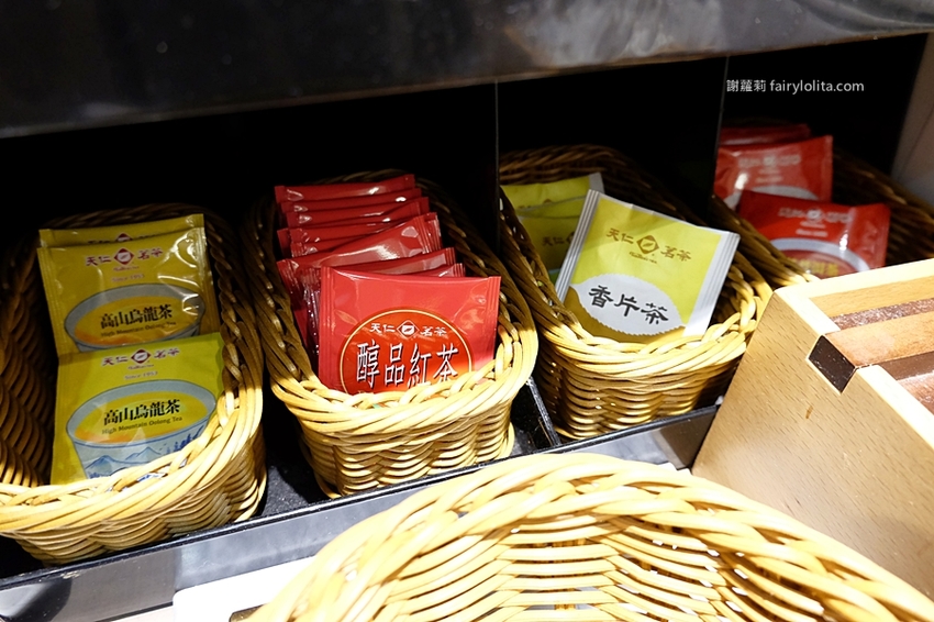 牛室炙燒牛排。地表史上最狂吃到飽,只要299元,牛排+披蕯、buffert 通通無限呷免驚! @蹦啾♥謝蘿莉 La vie heureuse