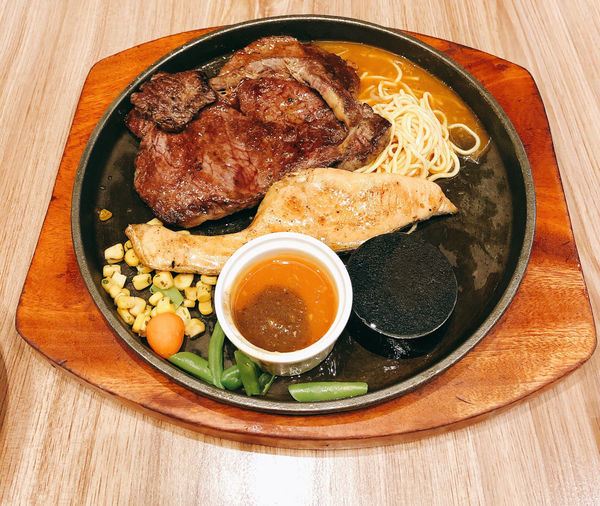 [ 新竹排餐 ] 牛室炙燒牛排BEEFHOUSE 新竹店/排餐/雙人套餐/自助吧吃到飽/熊熊奶茶/珍珠奶茶Pizza