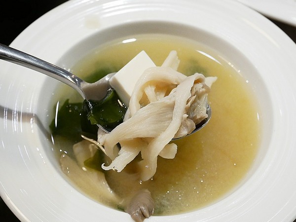 岩谷新鐵板料理Rock Valley(台中秀泰店)：岩谷新鐵板料理Rock Valley-台中秀泰百貨鐵板燒  雙人套餐超值享用  每天還有超值經濟餐替小資族省點錢