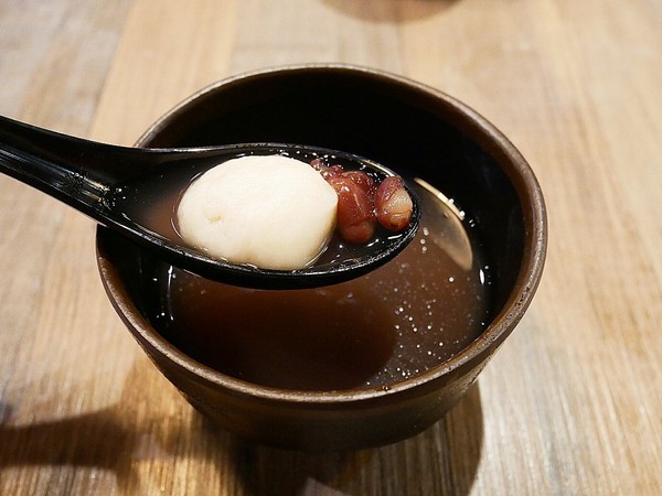 岩谷新鐵板料理Rock Valley(台中秀泰店)：岩谷新鐵板料理Rock Valley-台中秀泰百貨鐵板燒  雙人套餐超值享用  每天還有超值經濟餐替小資族省點錢