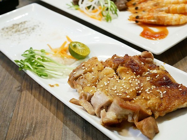 岩谷新鐵板料理Rock Valley(台中秀泰店)：岩谷新鐵板料理Rock Valley-台中秀泰百貨鐵板燒  雙人套餐超值享用  每天還有超值經濟餐替小資族省點錢