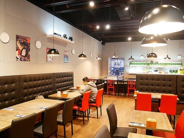 岩谷新鐵板料理Rock Valley(台中秀泰店)：岩谷新鐵板料理Rock Valley-台中秀泰百貨鐵板燒  雙人套餐超值享用  每天還有超值經濟餐替小資族省點錢