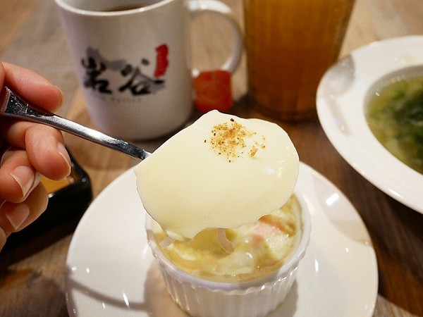 岩谷新鐵板料理Rock Valley(台中秀泰店)：岩谷新鐵板料理Rock Valley-台中秀泰百貨鐵板燒  雙人套餐超值享用  每天還有超值經濟餐替小資族省點錢