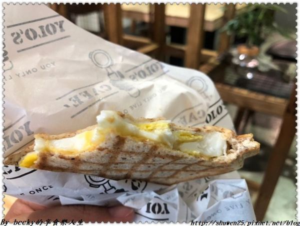 <捷運民權西路站>Yolos Cafe撫順店/Yolos Cafe通安總店/撫順街咖啡廳/通化街下午茶/信義安和站咖啡廳/信義安和捷運站美食/大安區咖啡廳推薦/西西里冰釀咖啡/私藏必去咖啡