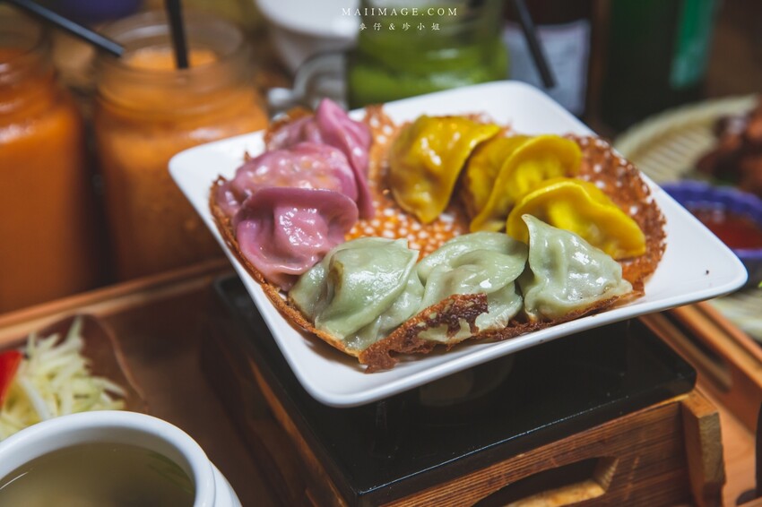 台北美食｜椰兄海派泰式創意料理Coco Brother慶城店～網路評價相當高人氣的泰式料理店，雙人套餐超實惠。活