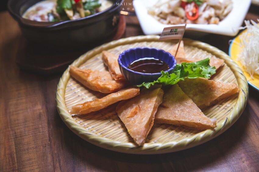 台北美食｜椰兄海派泰式創意料理Coco Brother慶城店～網路評價相當高人氣的泰式料理店，雙人套餐超實惠。活