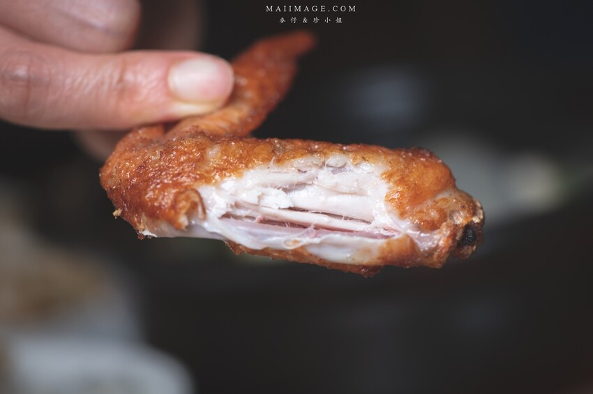 台北美食｜椰兄海派泰式創意料理Coco Brother慶城店～網路評價相當高人氣的泰式料理店，雙人套餐超實惠。活