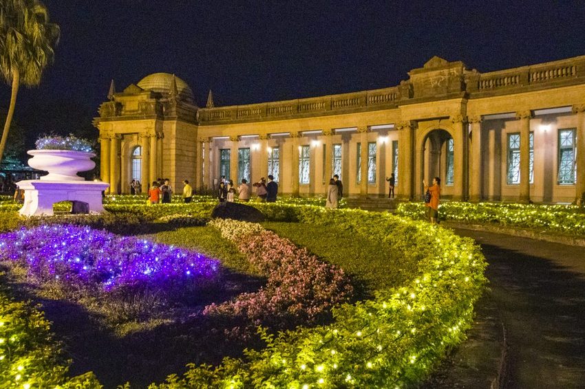 【台北活動】2018臺北親水節暨公館聖誕季~玫瑰花海、閃亮燈樹、巴洛克建築,夢幻浪漫打卡景點