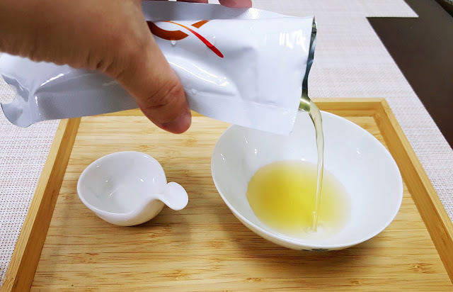 Food｜台南｜老石滴雞精－從源頭選用「無毒雞」製作安心的滴雞精。母親節送禮，慰勞媽媽也寵愛自己！