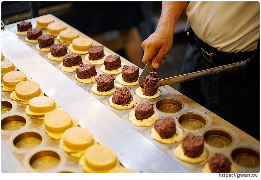 訂單滿到做不出來！老闆說～賣擱卡啊，來吃新推出的榴槤、鹹蛋霜淇淋！