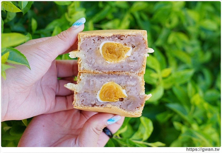 訂單滿到做不出來！老闆說～賣擱卡啊，來吃新推出的榴槤、鹹蛋霜淇淋！