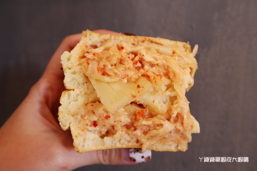 豬年快樂！竹北青畑九號豆製所，新年推出超文青療癒的爆餡紅豆餅！口味獨特