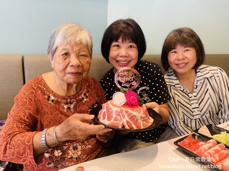 【桃園美食】大麻鍋物藝文店 吃鍋還可以解惑？桃園解惑火鍋店 全台首創魚漿 食材新鮮 裝潢美美 桃園藝文特區特色火鍋 壽星肉品半價（附停車資訊及詳細菜單價目表）