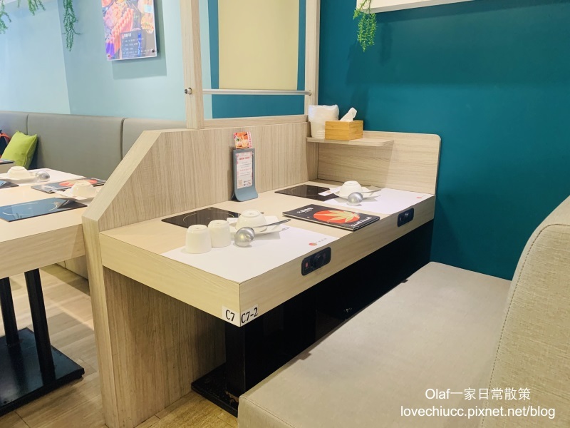 【桃園美食】大麻鍋物藝文店 吃鍋還可以解惑？桃園解惑火鍋店 全台首創魚漿 食材新鮮 裝潢美美 桃園藝文特區特色火鍋 壽星肉品半價（附停車資訊及詳細菜單價目表）