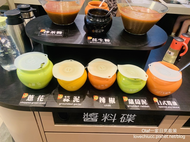 【桃園美食】大麻鍋物藝文店 吃鍋還可以解惑？桃園解惑火鍋店 全台首創魚漿 食材新鮮 裝潢美美 桃園藝文特區特色火鍋 壽星肉品半價（附停車資訊及詳細菜單價目表）