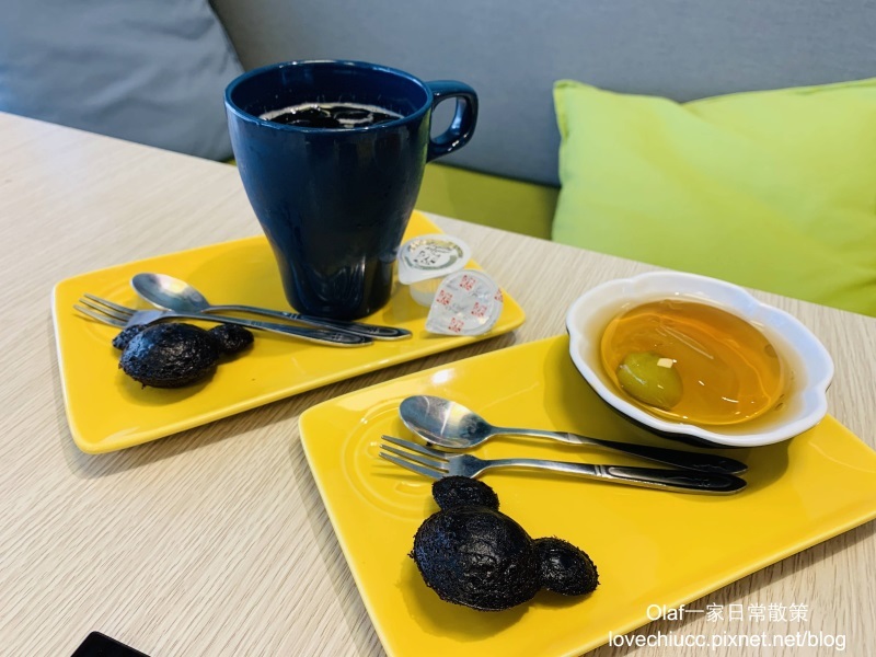 【桃園美食】大麻鍋物藝文店 吃鍋還可以解惑？桃園解惑火鍋店 全台首創魚漿 食材新鮮 裝潢美美 桃園藝文特區特色火鍋 壽星肉品半價（附停車資訊及詳細菜單價目表）