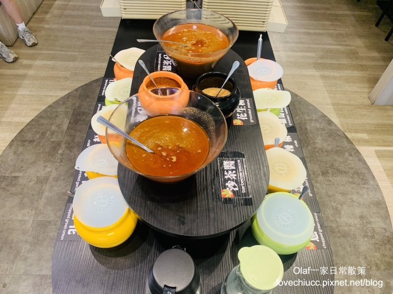 【桃園美食】大麻鍋物藝文店 吃鍋還可以解惑？桃園解惑火鍋店 全台首創魚漿 食材新鮮 裝潢美美 桃園藝文特區特色火鍋 壽星肉品半價（附停車資訊及詳細菜單價目表）