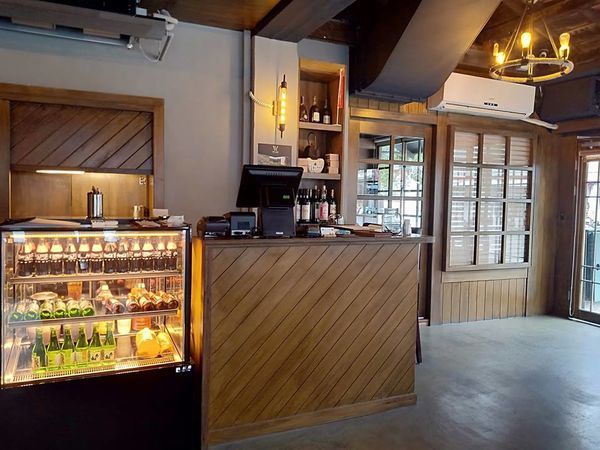 46463874_2151190708477983_7994305997654982656_n