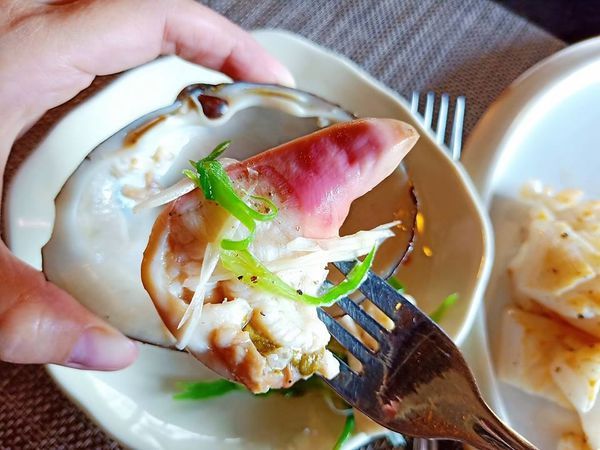 46436843_1402819606516780_5398864845594427392_n