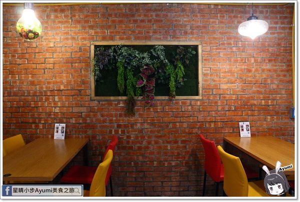 貓言貓語雪花冰下午茶：[食記]►台南北區◄貓言貓語雪花冰下午茶/點草莓雙人套餐還送草莓泡芙/本月打卡就送貓咪蛋糕/超人氣店貓陪你玩