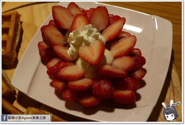 貓言貓語雪花冰下午茶：[食記]►台南北區◄貓言貓語雪花冰下午茶/點草莓雙人套餐還送草莓泡芙/本月打卡就送貓咪蛋糕/超人氣店貓陪你玩