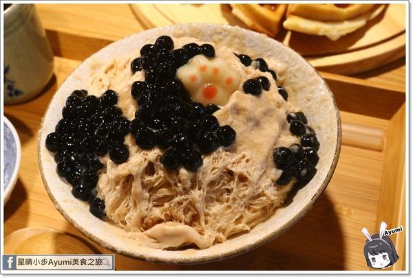 貓言貓語雪花冰下午茶：[食記]►台南北區◄貓言貓語雪花冰下午茶/點草莓雙人套餐還送草莓泡芙/本月打卡就送貓咪蛋糕/超人氣店貓陪你玩