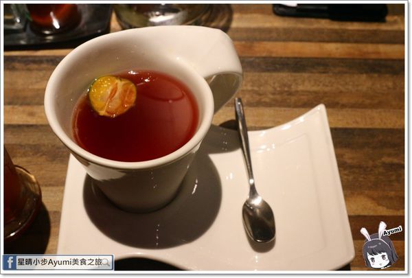 洋城義大利餐廳-誠品信義店：[食記]►台北信義區◄洋城義大利餐廳/台北秘境/城市書屋/101觀景/獨立空間座位席