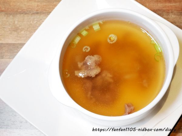 跨年餐廳推薦【洋城義大利餐廳】101煙火景觀餐廳 #信義區美食 #台北美食 #義式料理 #約會餐廳 (26).JPG