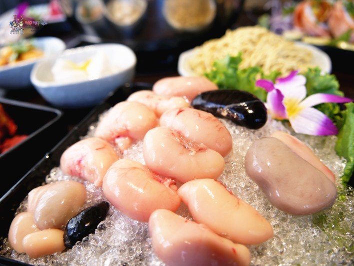 桃園美食,桃園火鍋,火鍋推薦,叩启堂,雞煲蟹,團體聚餐,家庭聚餐,約會,吃火鍋