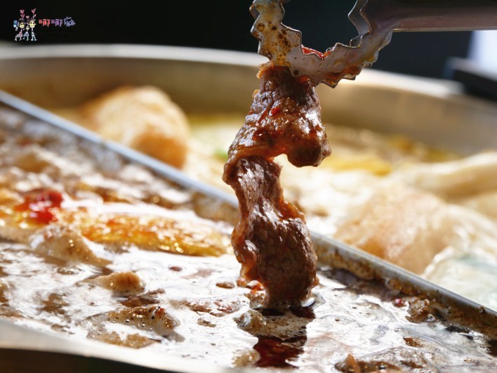 桃園美食,桃園火鍋,火鍋推薦,叩启堂,雞煲蟹,團體聚餐,家庭聚餐,約會,吃火鍋