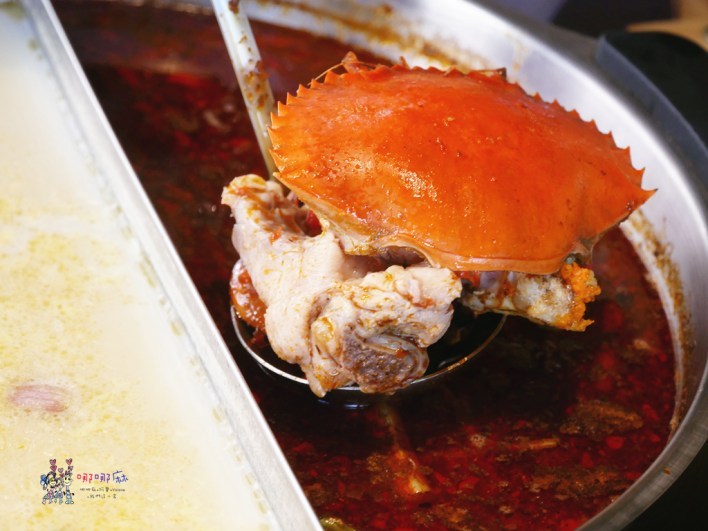 桃園美食,桃園火鍋,火鍋推薦,叩启堂,雞煲蟹,團體聚餐,家庭聚餐,約會,吃火鍋