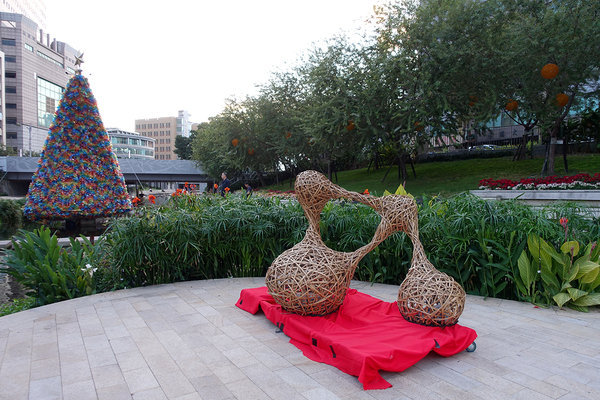 台中柳川水中耶誕樹 (6).jpg 台中柳川水中耶誕樹 (6).jpg