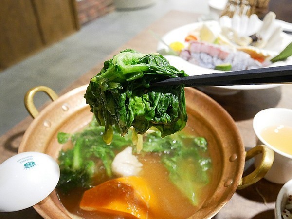 NICE GREEn萊點鍋:NICE GREEn萊點鍋-台北信義區精緻火鍋 Bellavita內的養生鍋物 自種蔬菜享用更安心 餐點精緻又少見