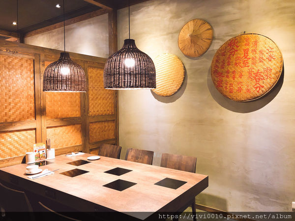 圓圓家愛吃貨-《台北信義》貴婦百貨的美食街就是與眾不同，來自無塵室的超級蔬菜《NICE GREEn 萊點鍋》新鮮直送！