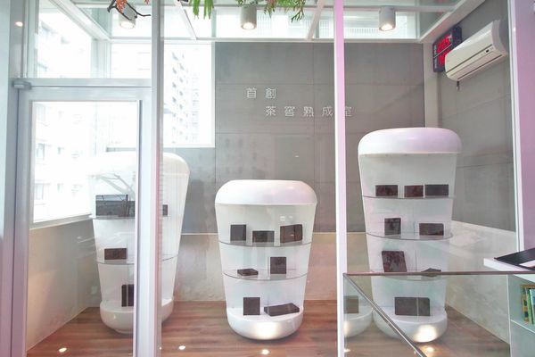 【台中美食】吃茶三千-國內第一座室內茶園,從國外紅到國內的鮮萃茶飲店