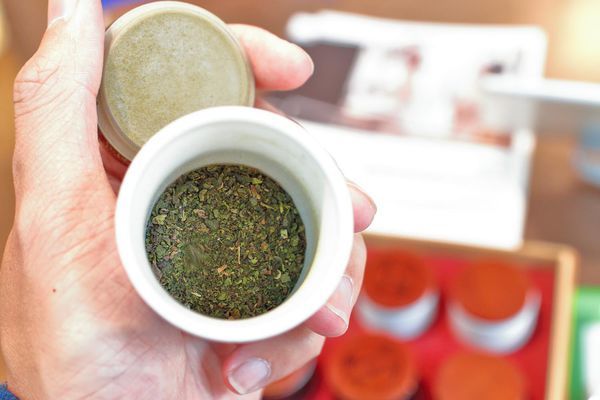 【台中美食】吃茶三千-國內第一座室內茶園,從國外紅到國內的鮮萃茶飲店