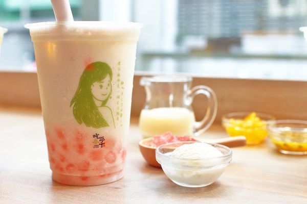 【台中美食】吃茶三千-國內第一座室內茶園,從國外紅到國內的鮮萃茶飲店