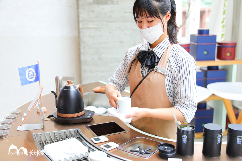 吃茶三千台灣概念店｜搖飲品推薦及烏龍茶葉禮盒伴手禮 - 卡夫卡愛旅行