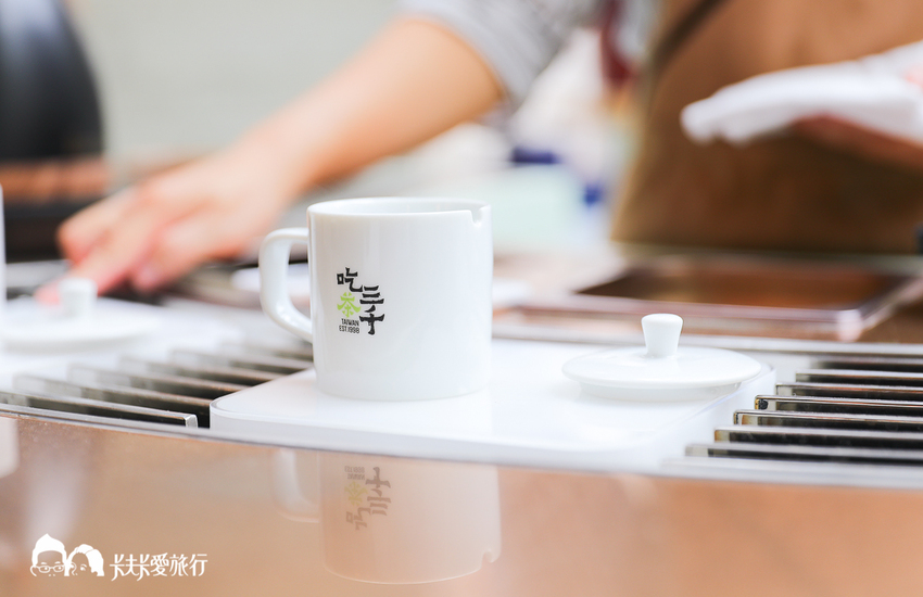 吃茶三千台灣概念店｜搖飲品推薦及烏龍茶葉禮盒伴手禮 - 卡夫卡愛旅行