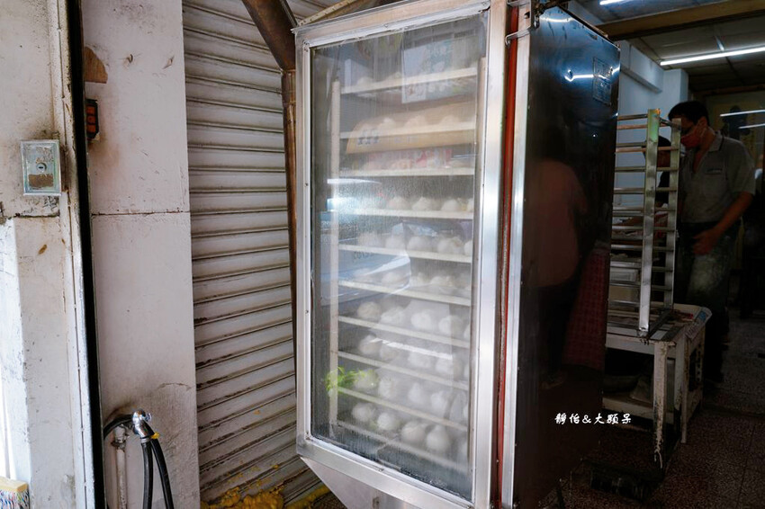 北回水晶餃，嘉義超狂排隊水晶餃，純手工製作，一顆18元，吃完