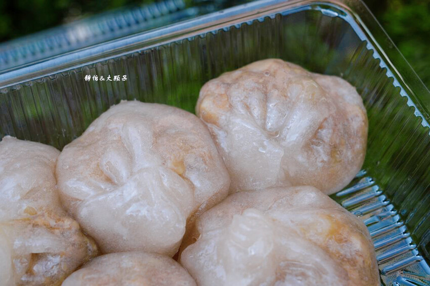 北回水晶餃，嘉義超狂排隊水晶餃，純手工製作，一顆18元，吃完