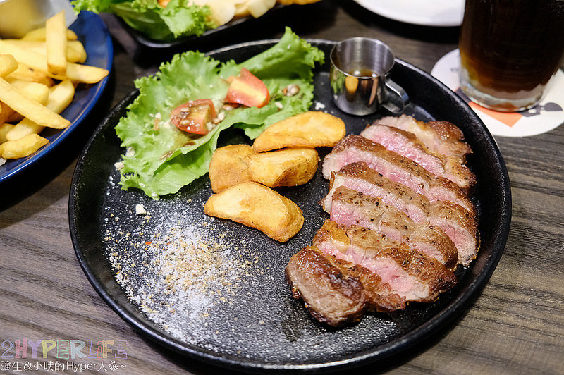 Dapro indoor climbing,Dapro室內攀岩場,Dapro攀岩,Dapro攀岩 價位,Dapro攀岩 地址,台中 攀岩場,台中 攀岩場地,台中室內攀岩場,台中攀岩,室內攀岩 台中,室內攀岩場,室內攀岩場 台中,攀岩 台中,攀岩場,甩油剪胖 @強生與小吠的Hyper人蔘~