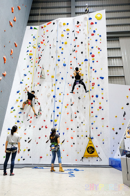 Dapro indoor climbing,Dapro室內攀岩場,Dapro攀岩,Dapro攀岩 價位,Dapro攀岩 地址,台中 攀岩場,台中 攀岩場地,台中室內攀岩場,台中攀岩,室內攀岩 台中,室內攀岩場,室內攀岩場 台中,攀岩 台中,攀岩場,甩油剪胖 @強生與小吠的Hyper人蔘~