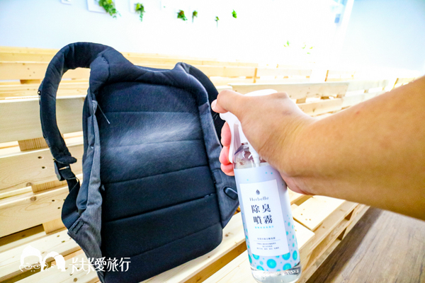 龍潭湖畔悠活園區:【宜蘭景點】礁溪龍潭湖畔純白色貨櫃屋|景觀咖啡店悠活園區 龍潭湖畔悠活園區:【宜蘭景點】礁溪龍潭湖畔純白色貨櫃屋|景觀咖啡店悠活園區