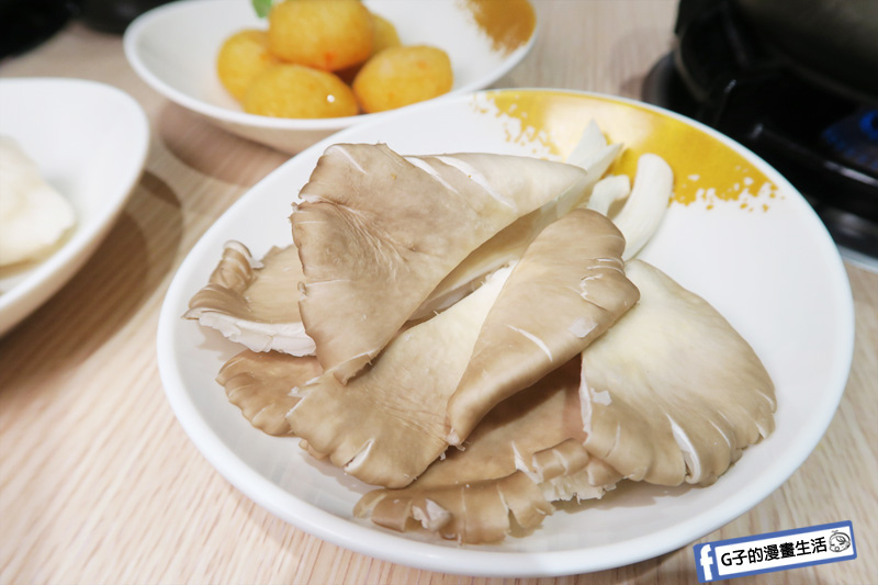 南勢角火鍋.鍋語鍋物.單點袖珍菇